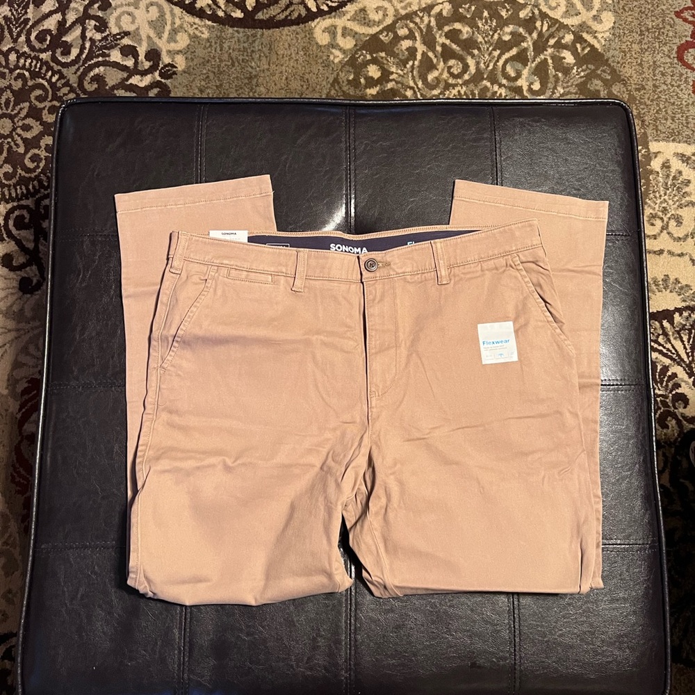 Men Khaki Chino Pants. Sonoma Flexwear. 38x31